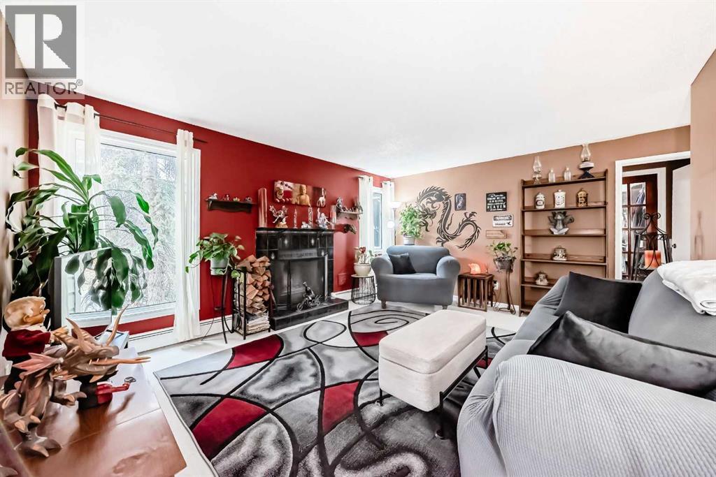 Single Family House for Sale in   Glamis Drive SW Glamorgan Calgary 