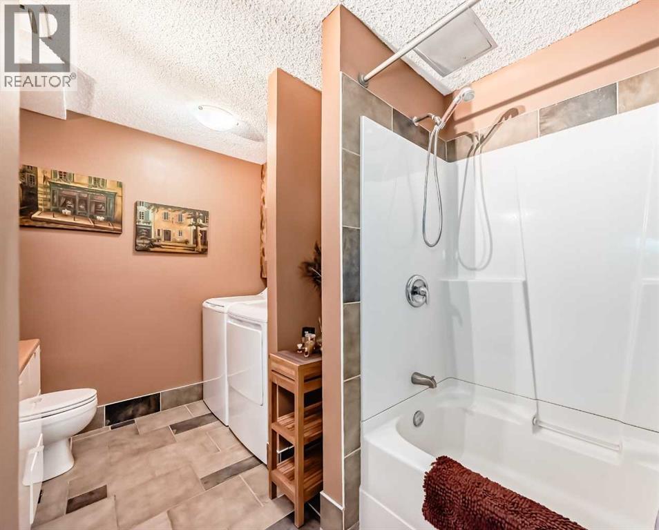 Single Family House for Sale in   Glamis Drive SW Glamorgan Calgary 