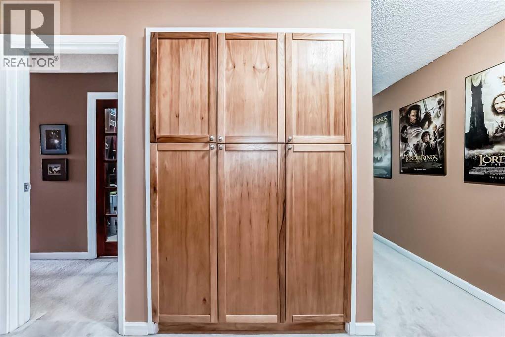 Single Family House for Sale in   Glamis Drive SW Glamorgan Calgary 