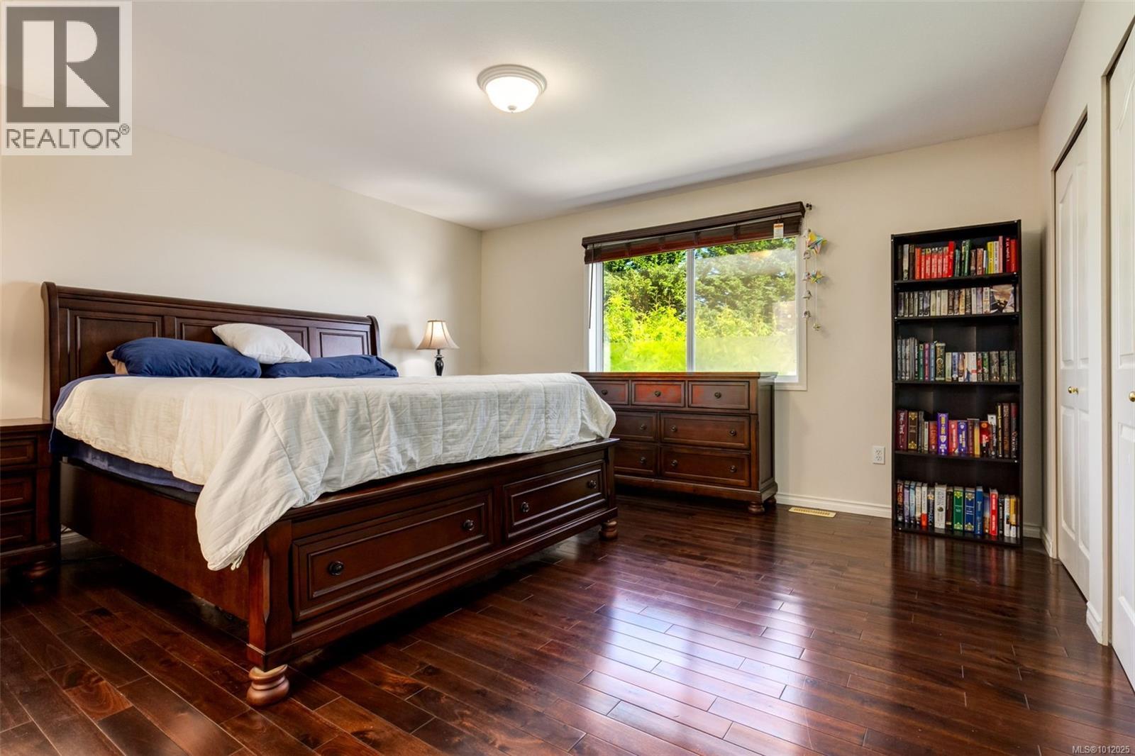 6422 Dover Rd, Nanaimo