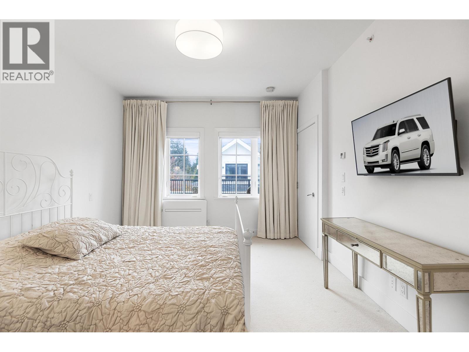 5 1133 RIDGEWOOD DRIVE, North Vancouver