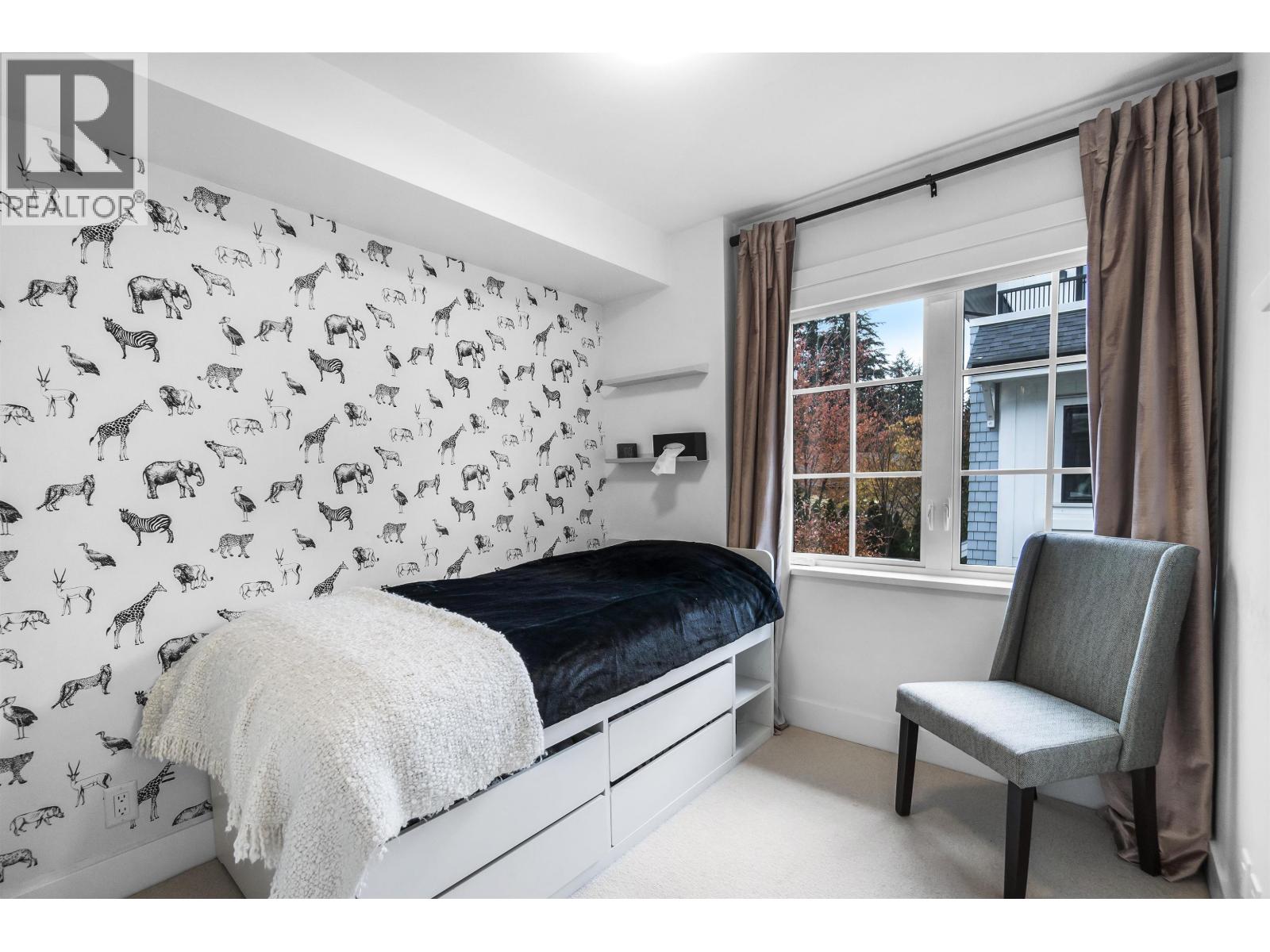 5 1133 RIDGEWOOD DRIVE, North Vancouver