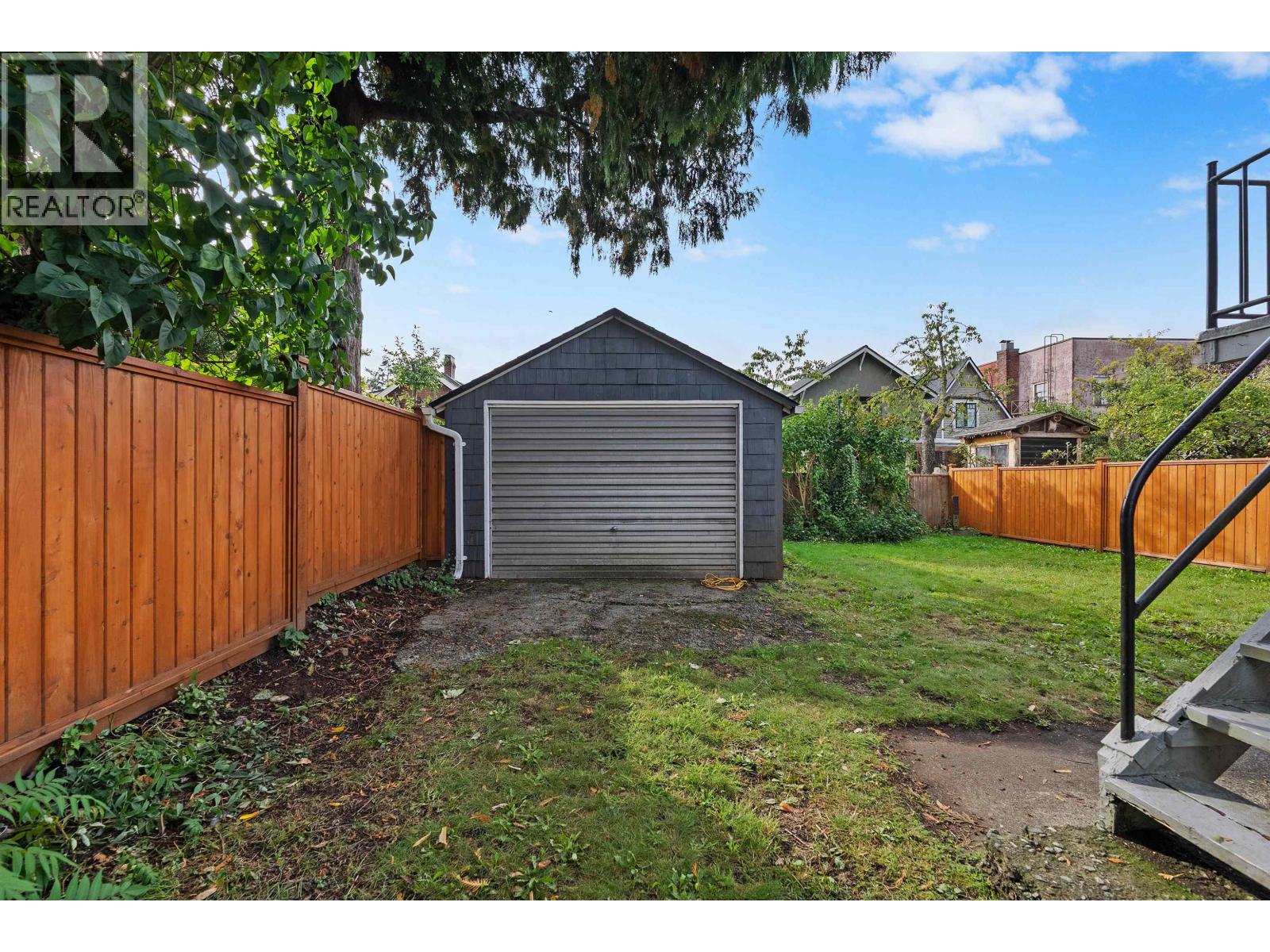 1732 E 3RD AVENUE, Vancouver