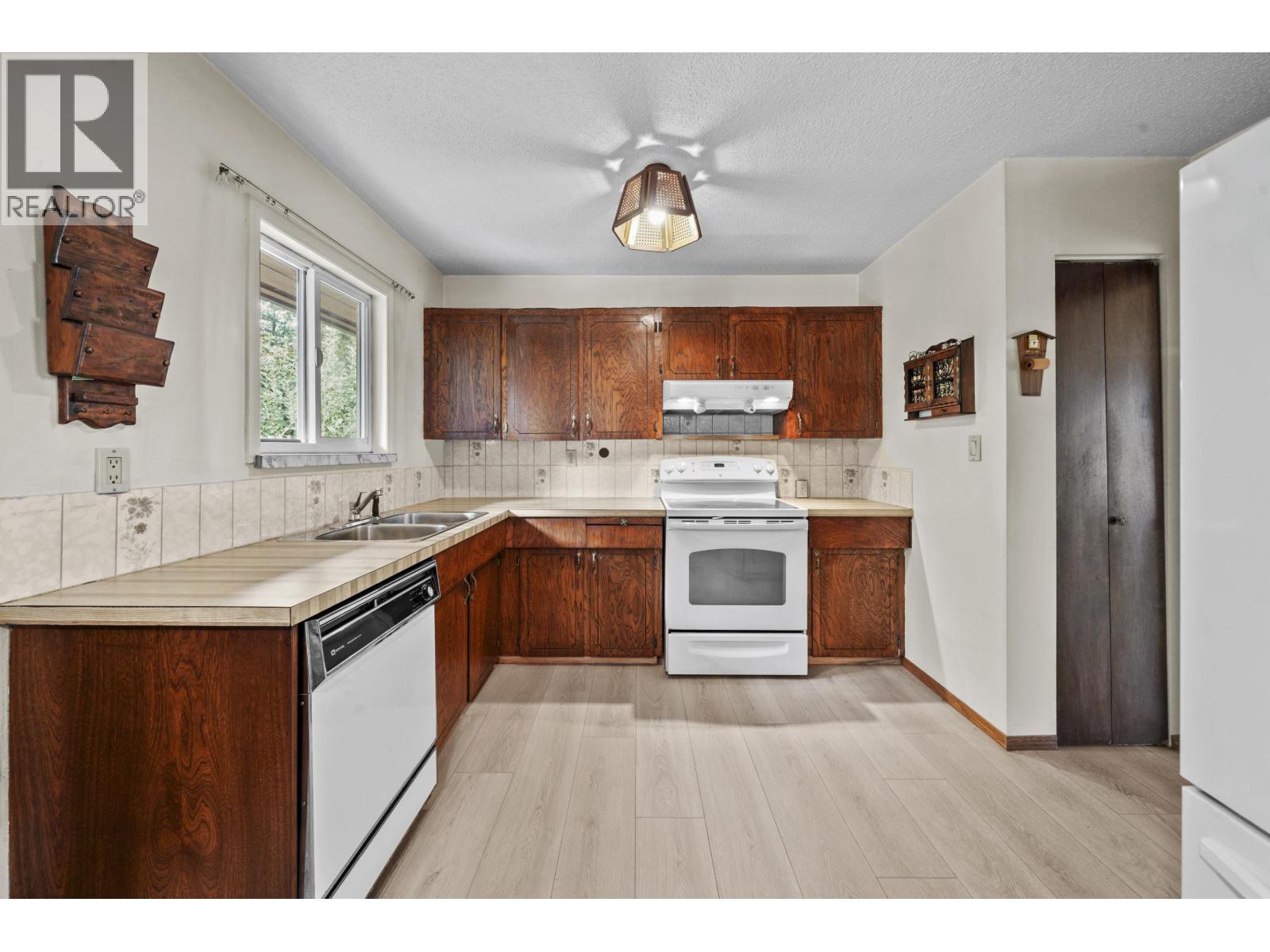 3611 MCRAE CRESCENT, Port Coquitlam