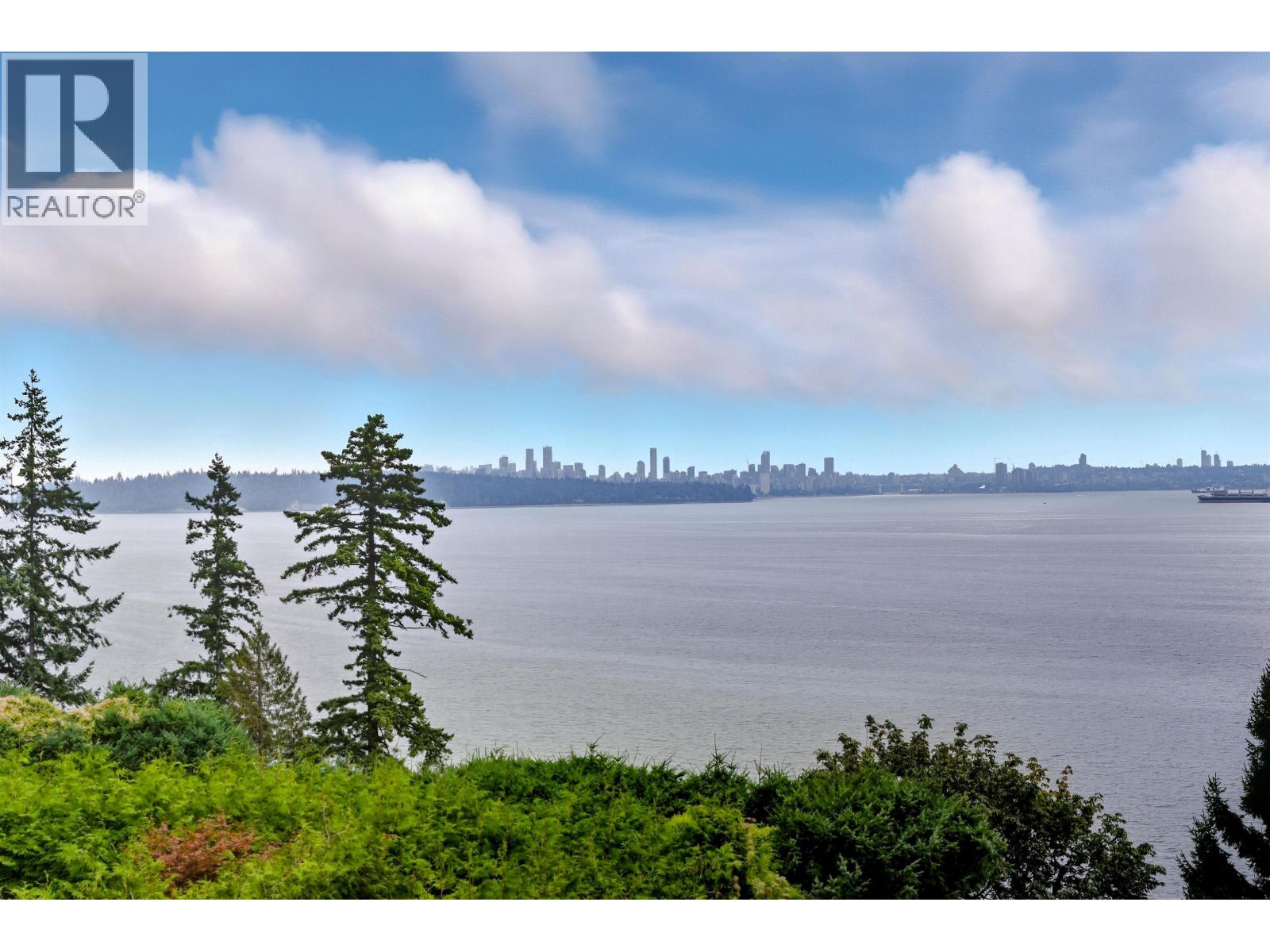 3654 CREERY AVENUE, West Vancouver