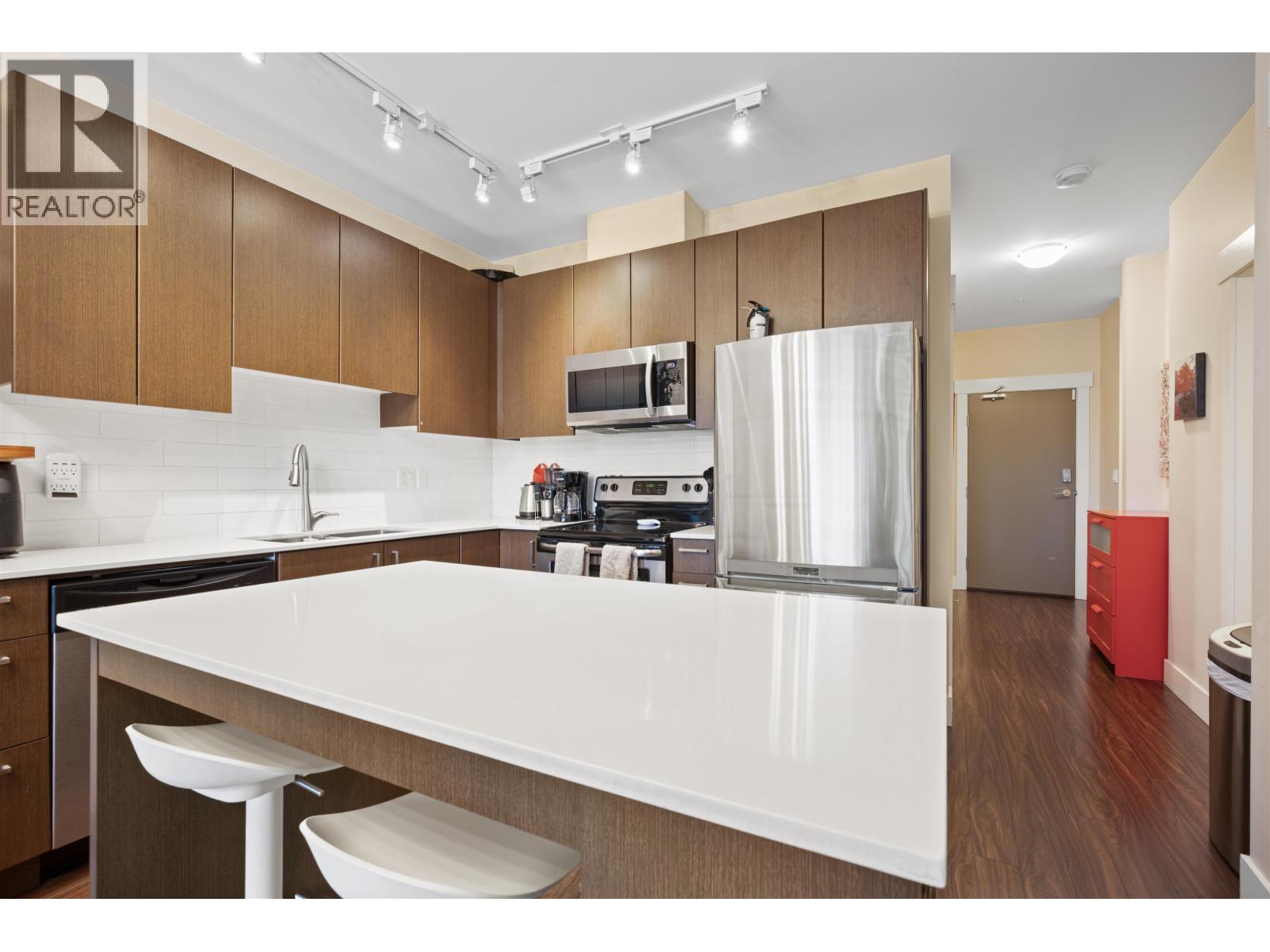 307 2351 KELLY AVENUE, Port Coquitlam