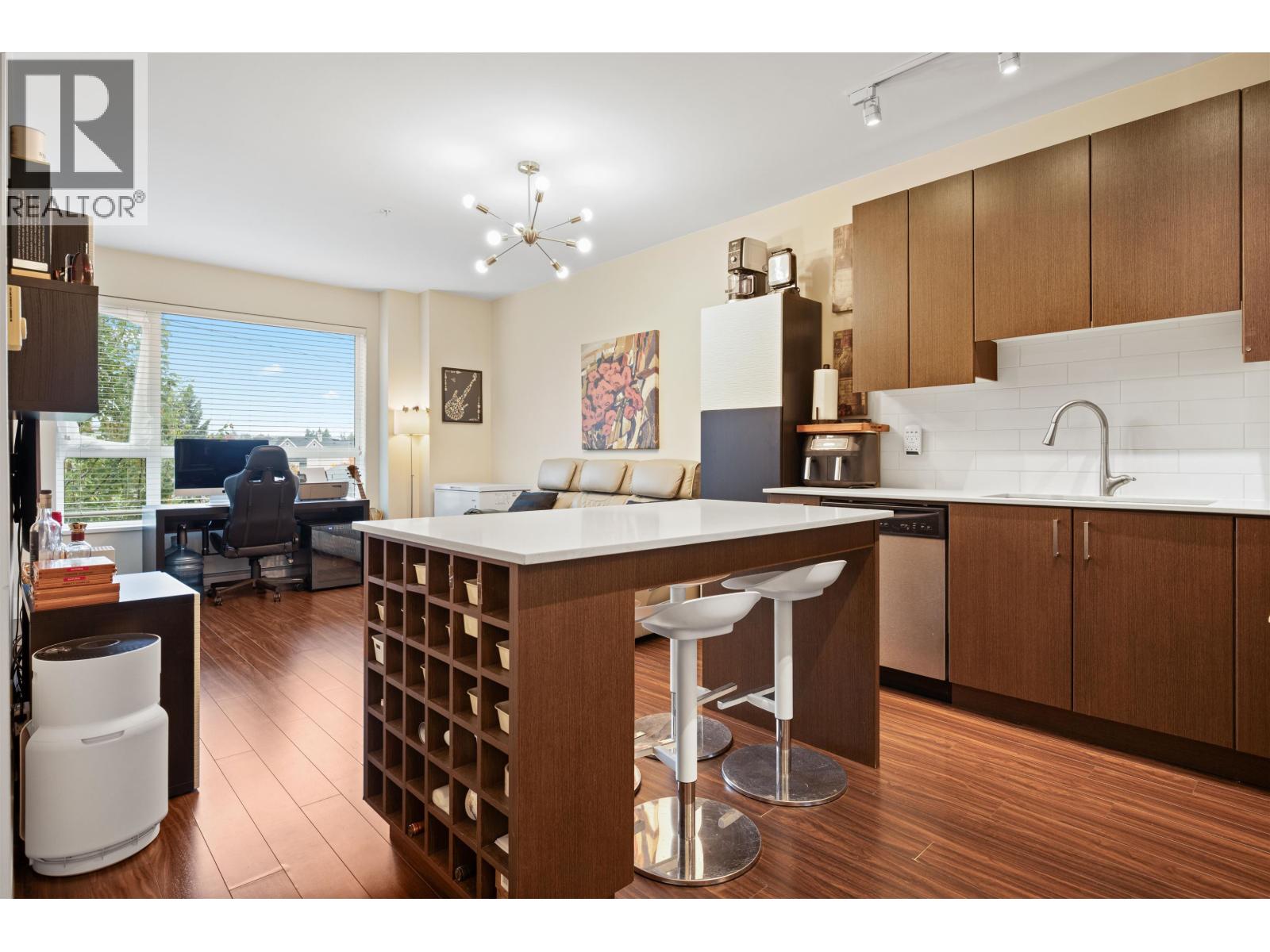 307 2351 KELLY AVENUE, Port Coquitlam