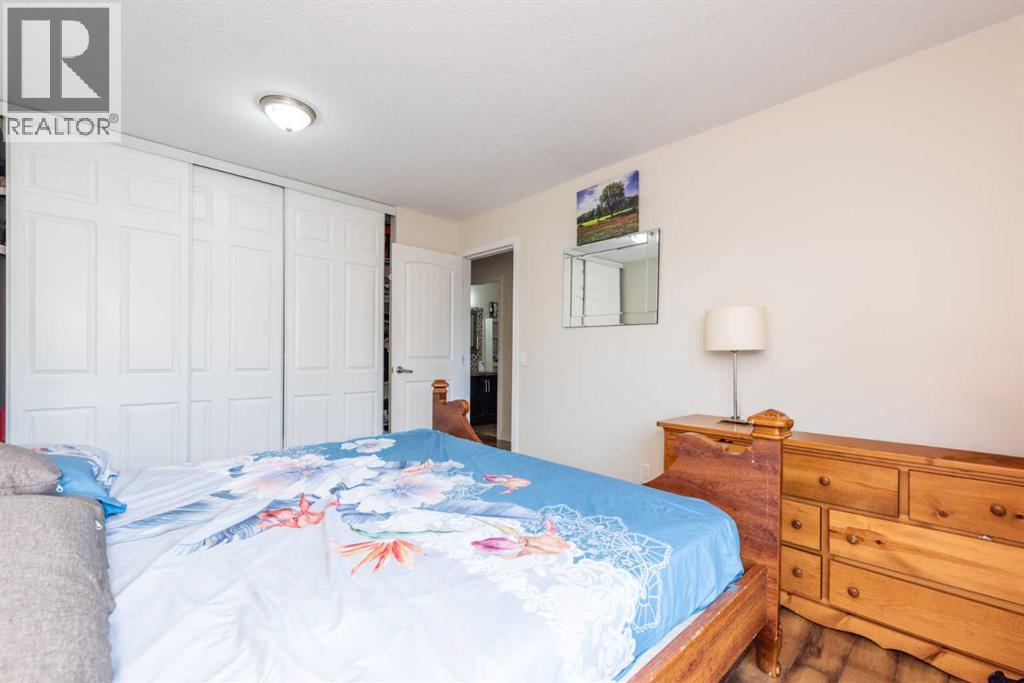 Single Family House Bi-level for Sale in  Martindale Boulevard NE Martindale Calgary 