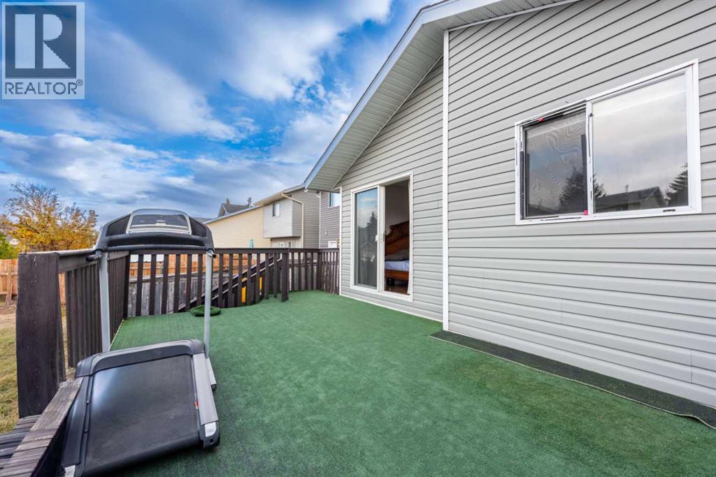 Single Family House Bi-level for Sale in  Martindale Boulevard NE Martindale Calgary 