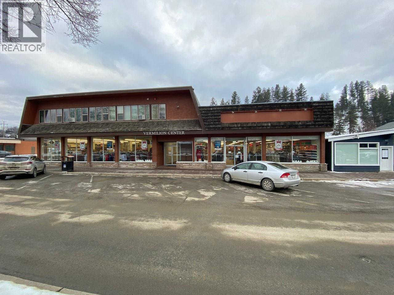 219 Vermillion Avenue - photo 2