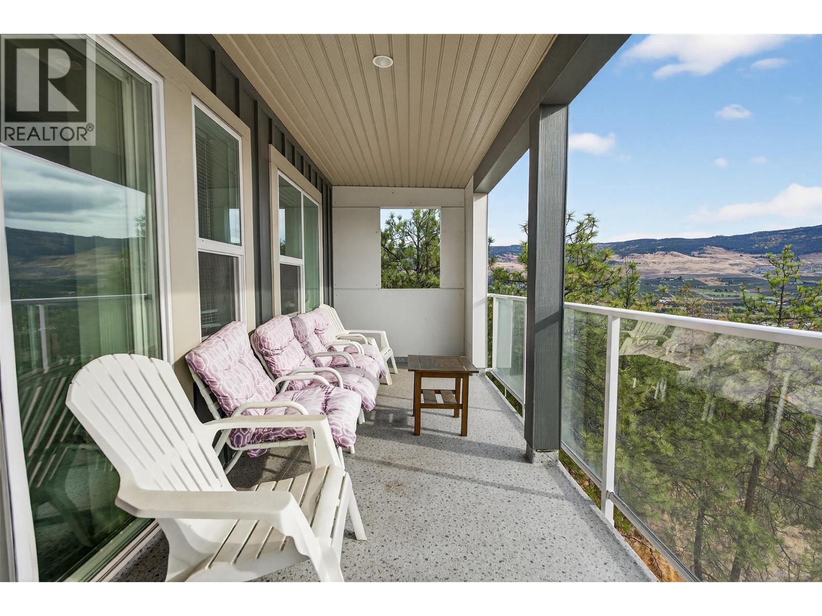 222 725 Academy Way, Kelowna