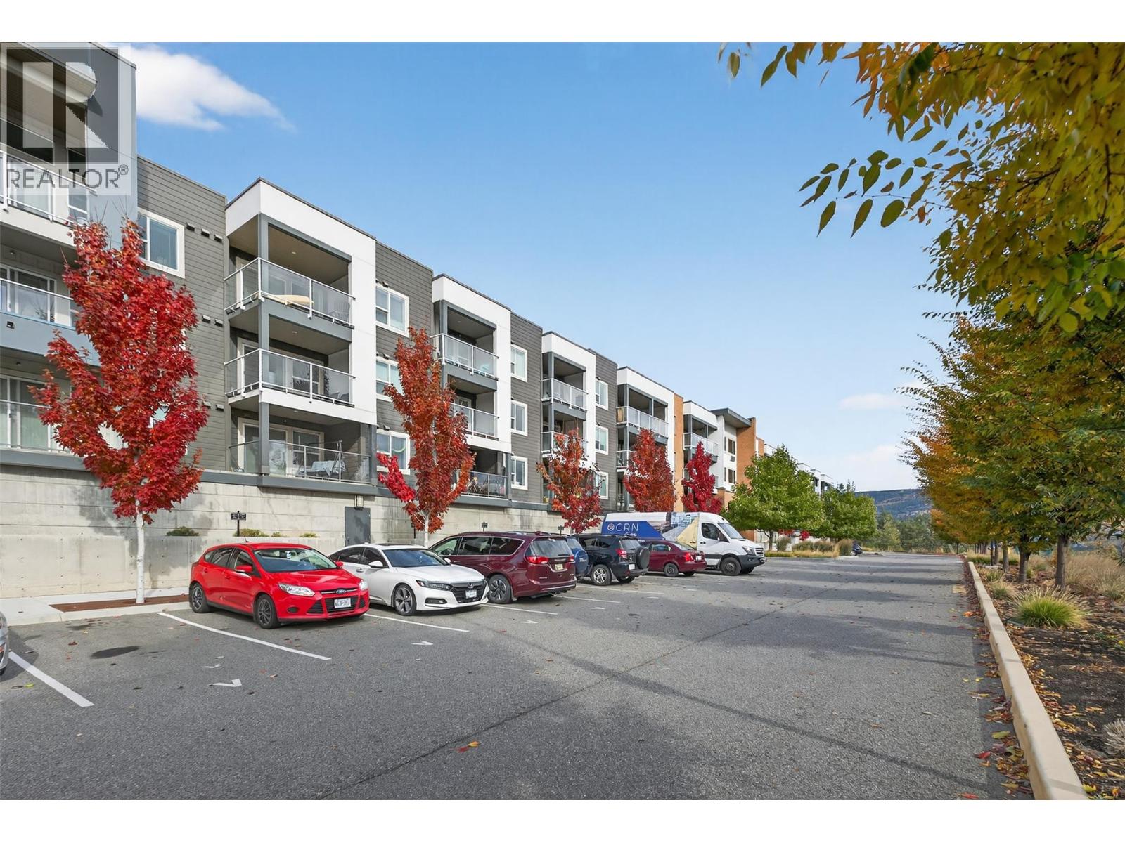 222 725 Academy Way, Kelowna