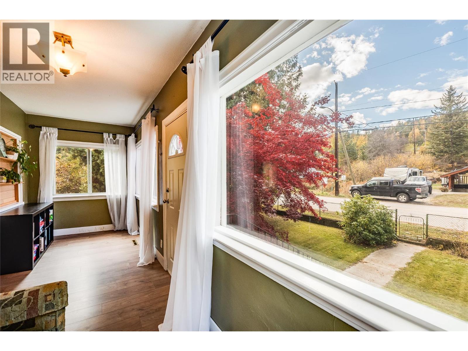 2829 5th Avenue, Castlegar