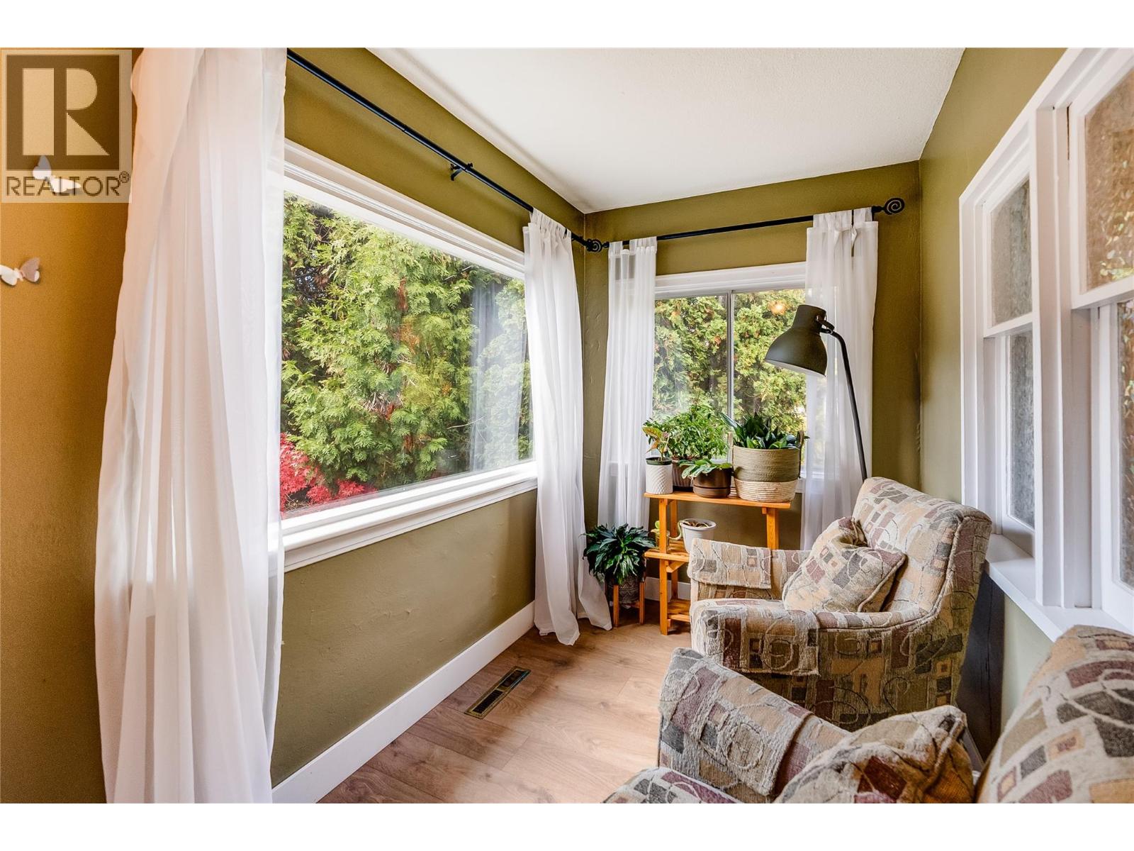 2829 5th Avenue, Castlegar