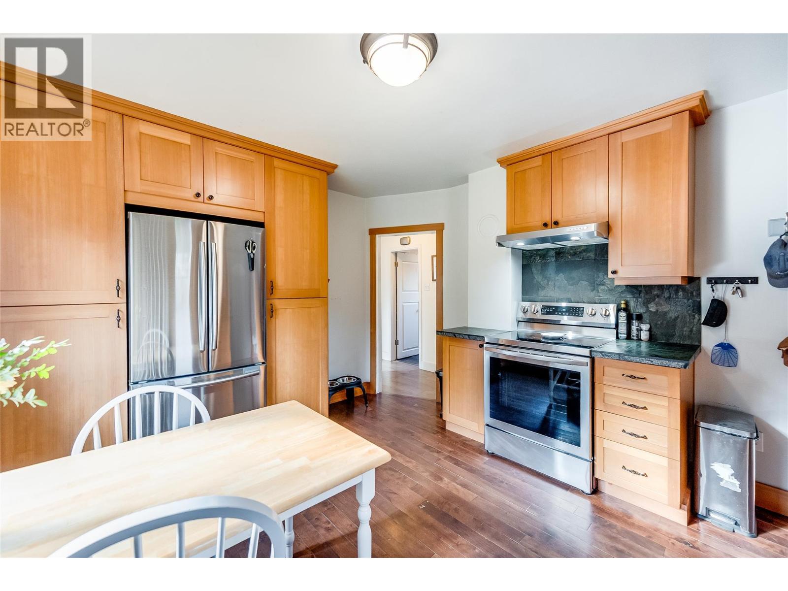 2829 5th Avenue, Castlegar