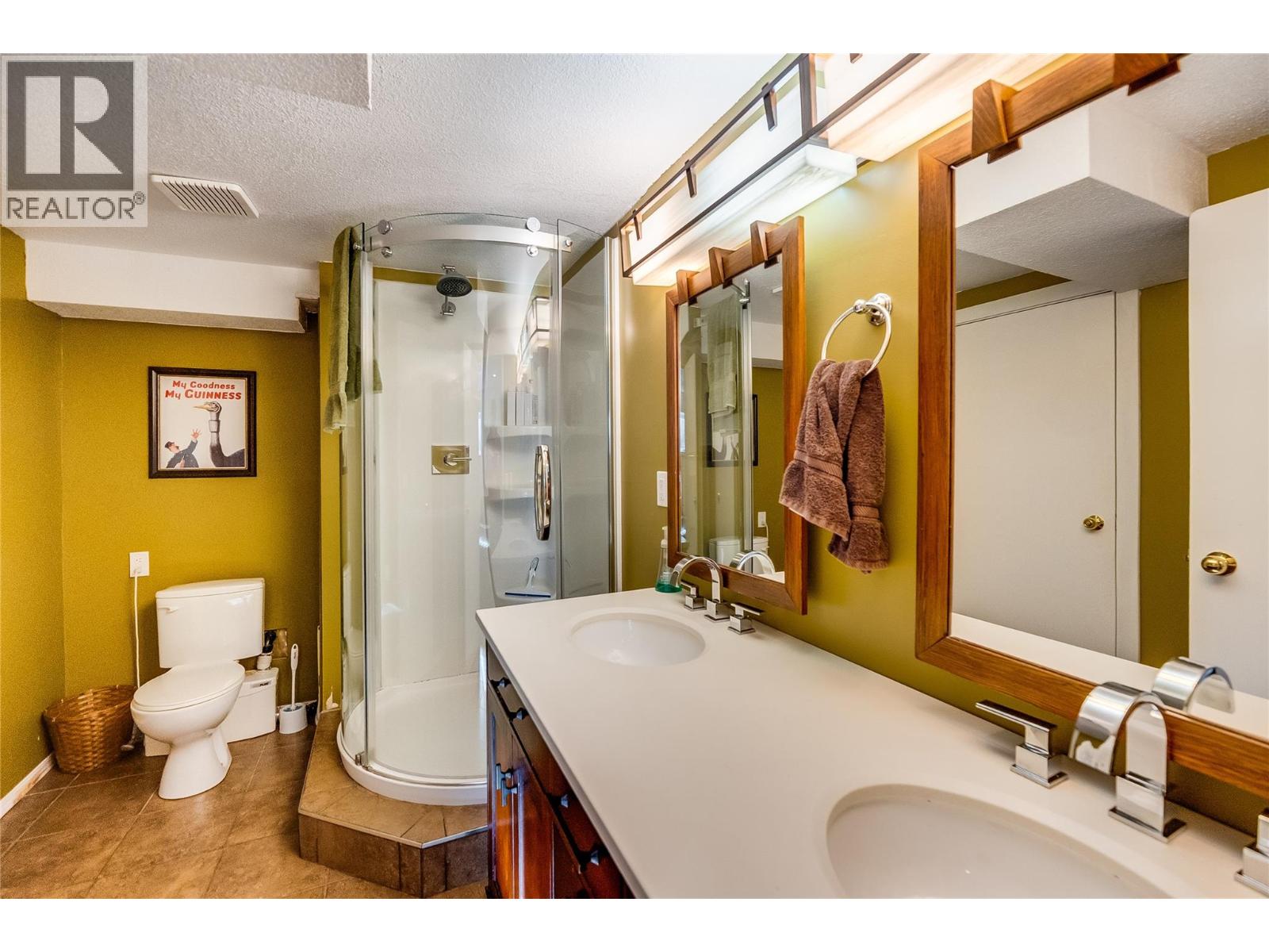 2829 5th Avenue, Castlegar