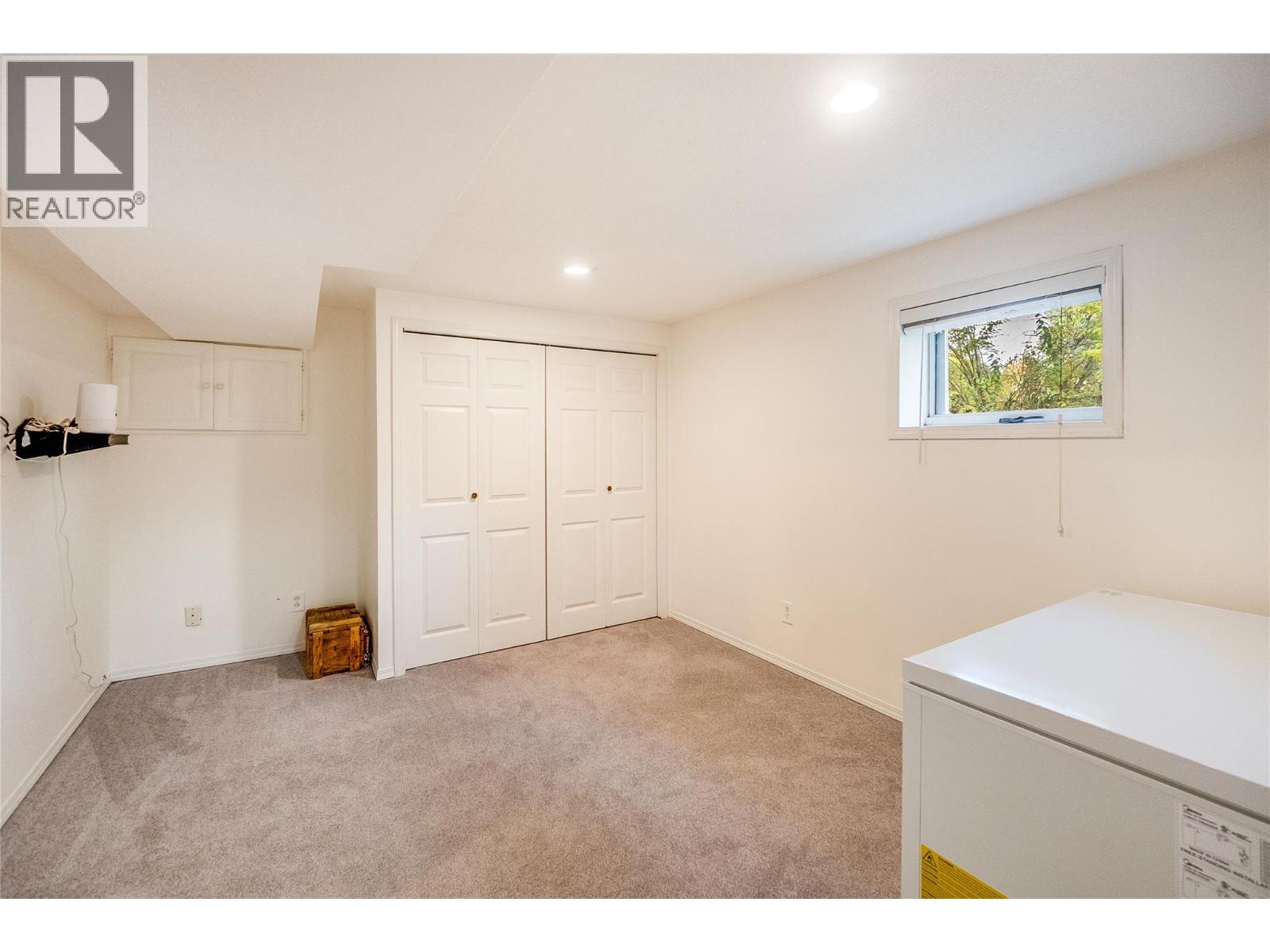 2829 5th Avenue, Castlegar