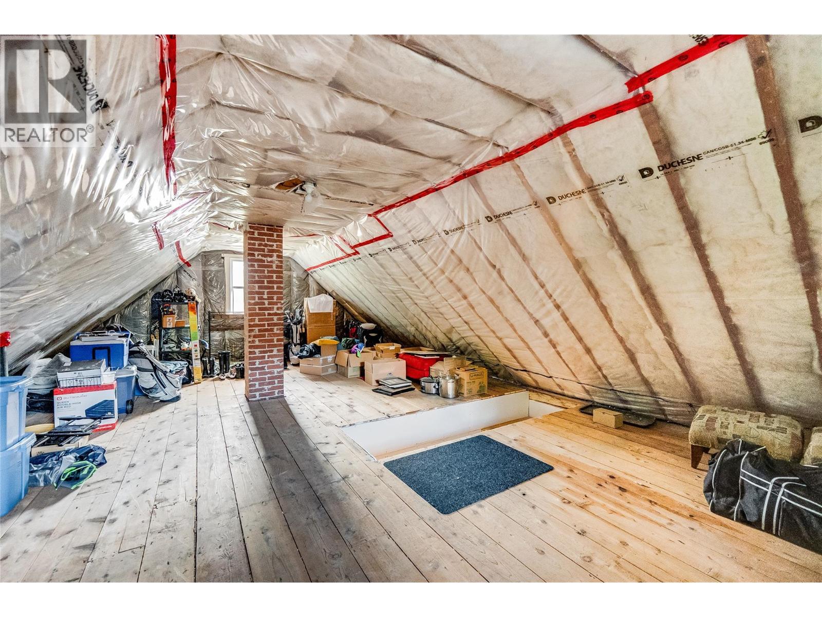 2829 5th Avenue, Castlegar