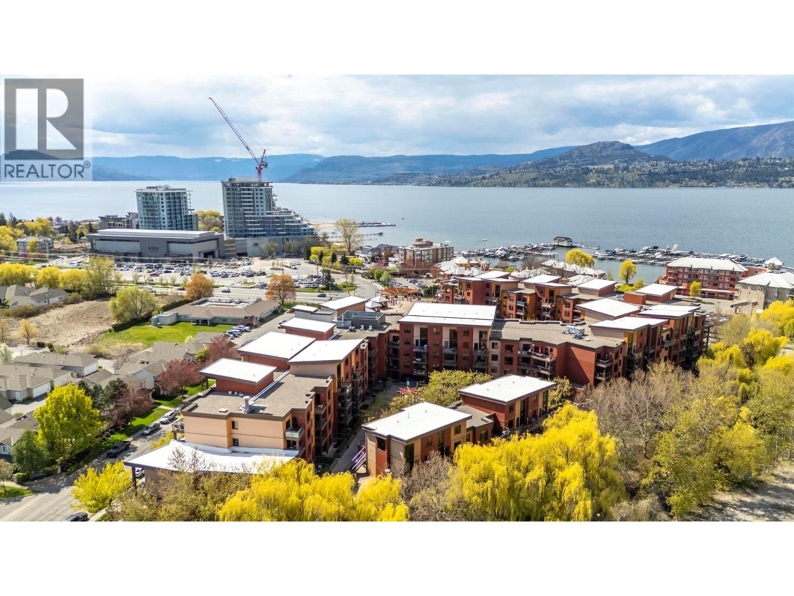 543 654 Cook Road, Kelowna