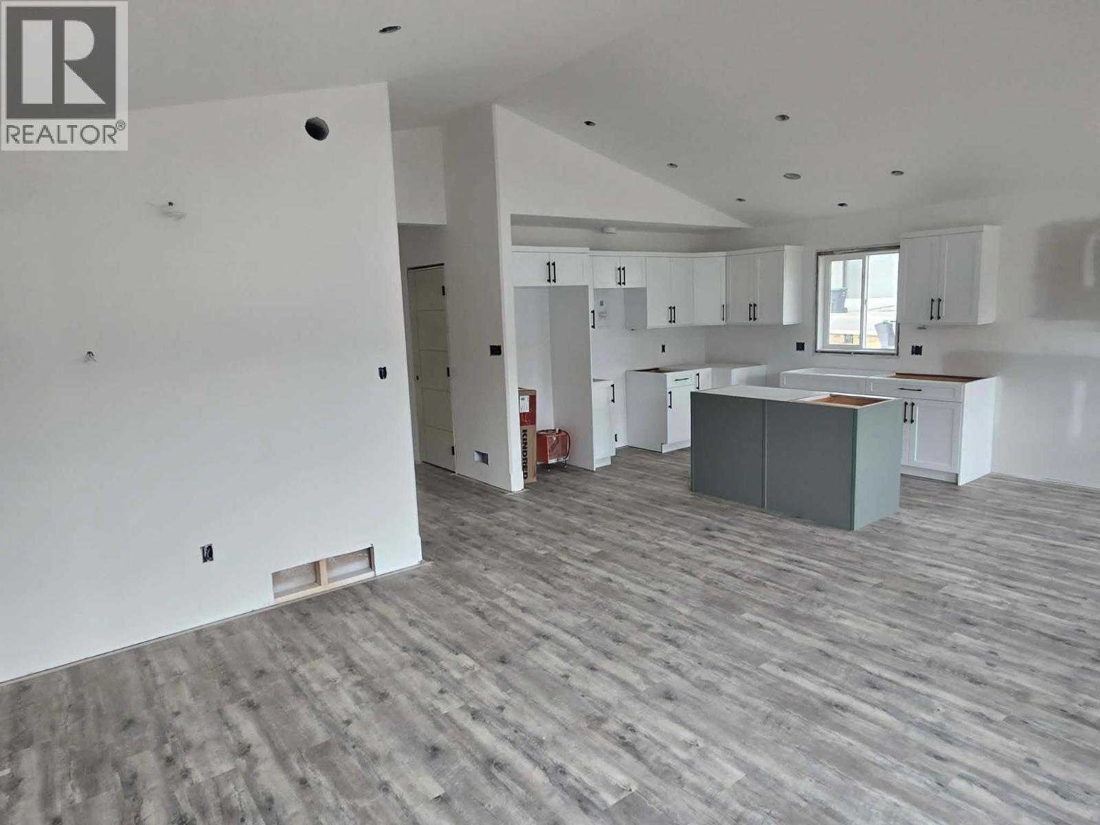 1537 Grandview Drive, Castlegar