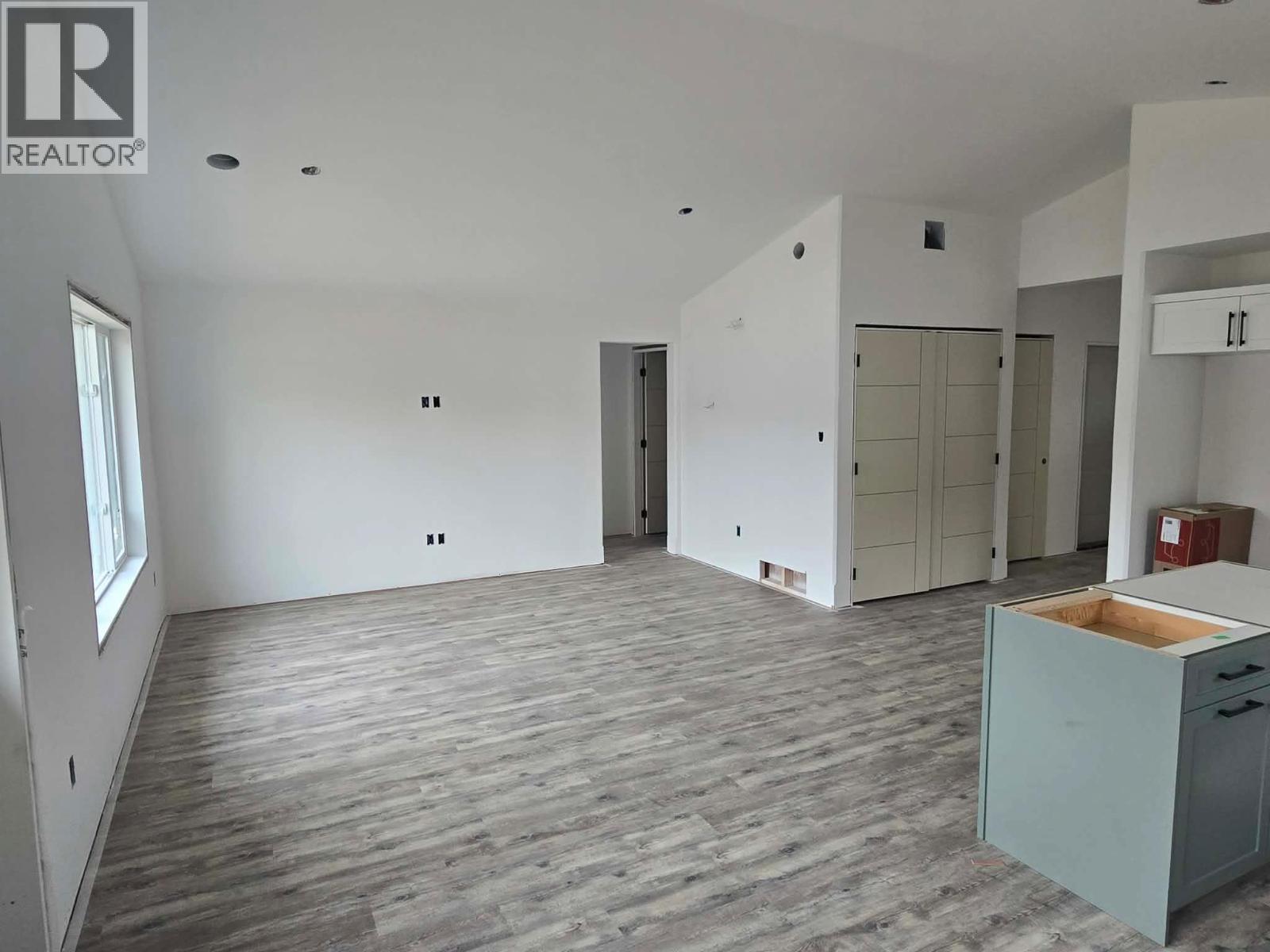 1537 Grandview Drive, Castlegar