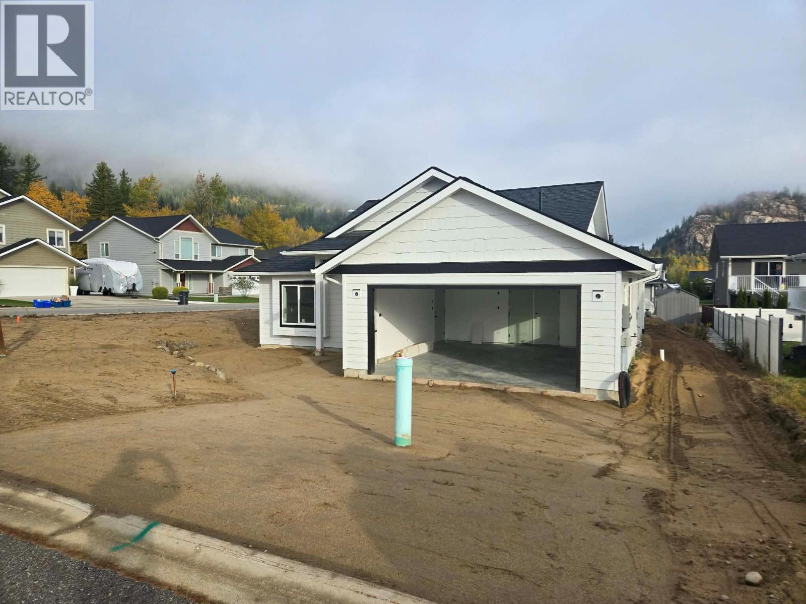 1537 Grandview Drive, Castlegar