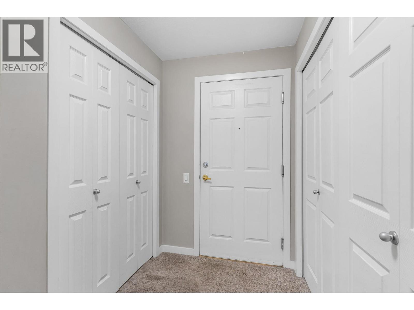 311 515 Houghton Road, Kelowna