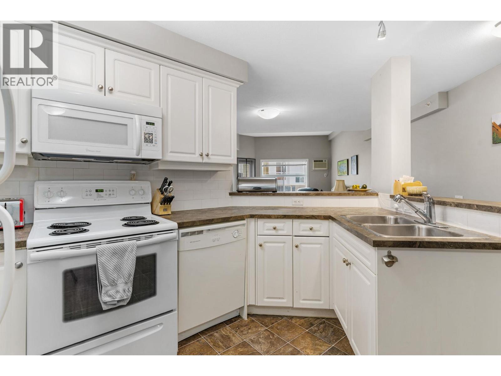 311 515 Houghton Road, Kelowna