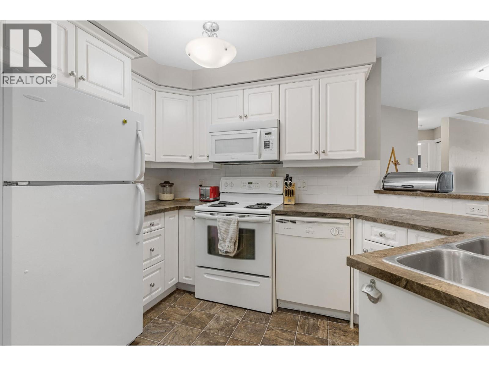 311 515 Houghton Road, Kelowna