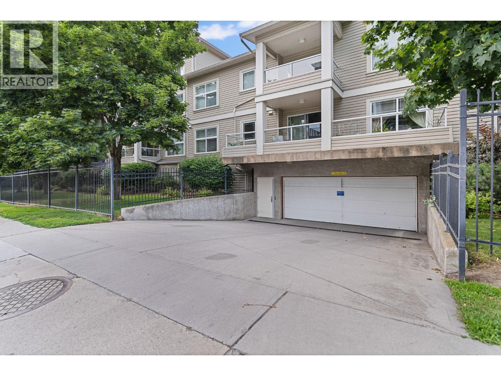 311 515 Houghton Road, Kelowna