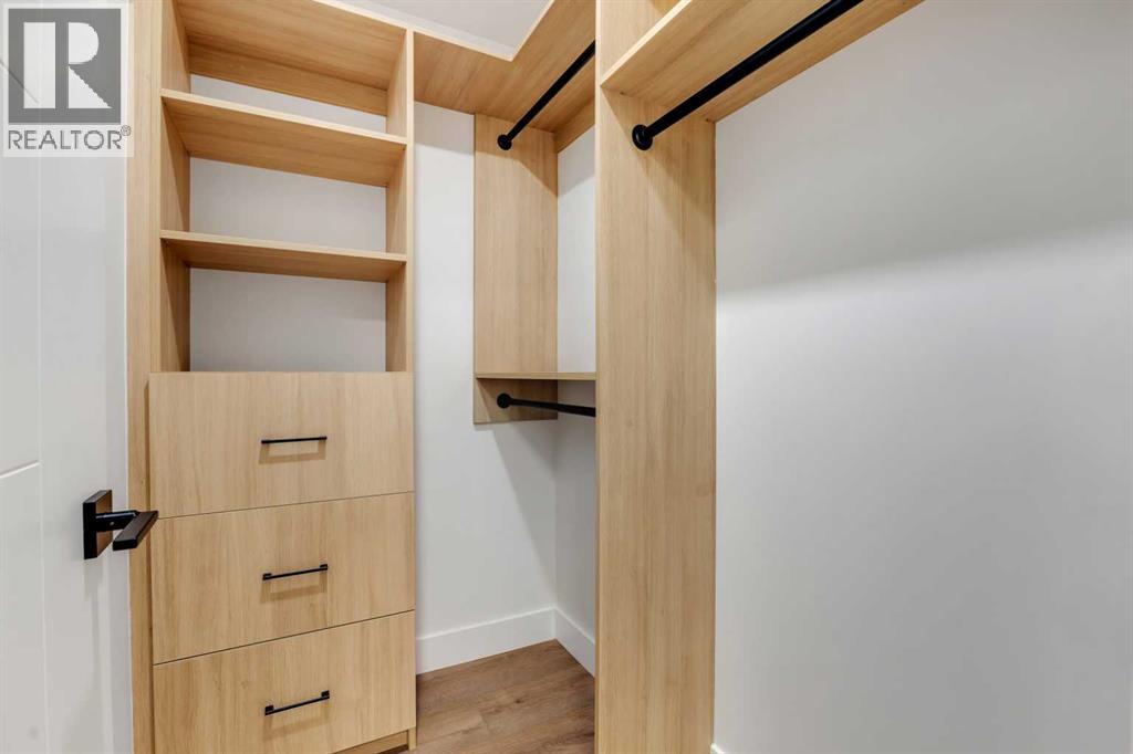 Single Family House for Sale in  Cochrane Road NW Banff Trail Calgary 