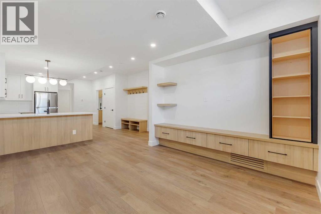 Single Family House for Sale in  Cochrane Road NW Banff Trail Calgary 