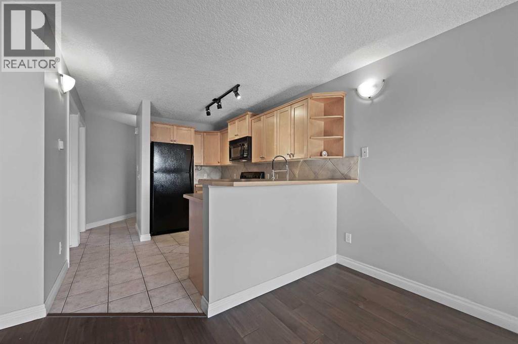 Single Family House for Sale in   A Avenue SW Parkhill Calgary 