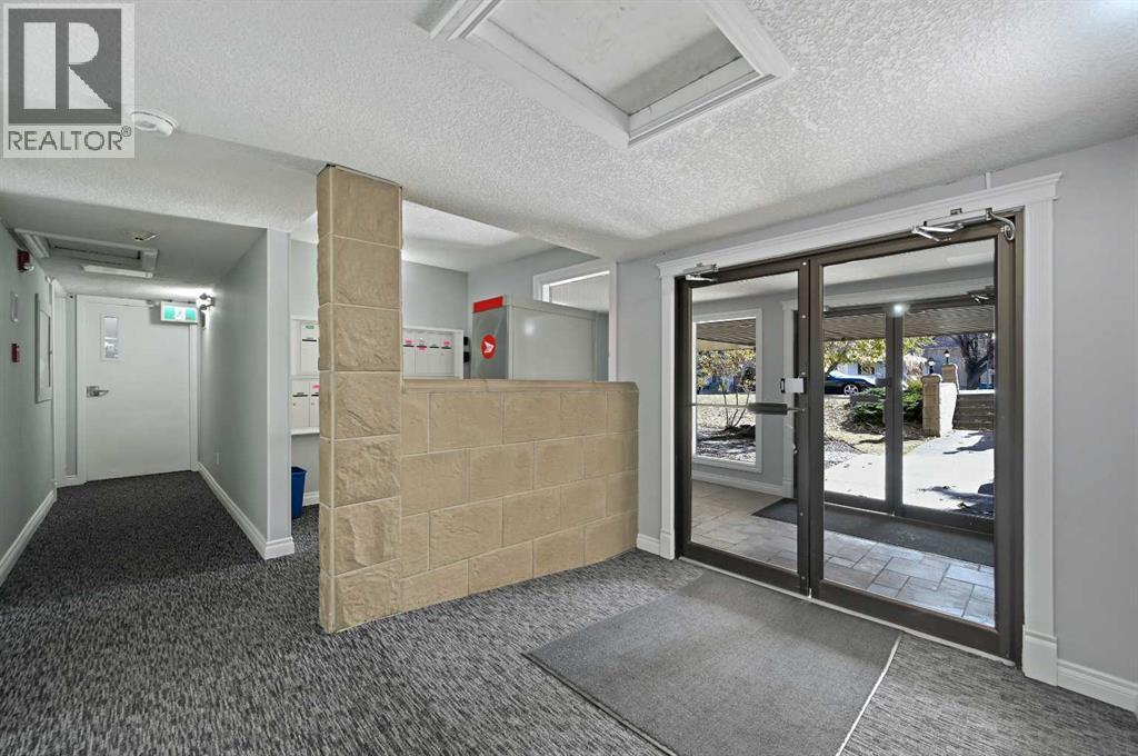 Single Family House for Sale in   A Avenue SW Parkhill Calgary 