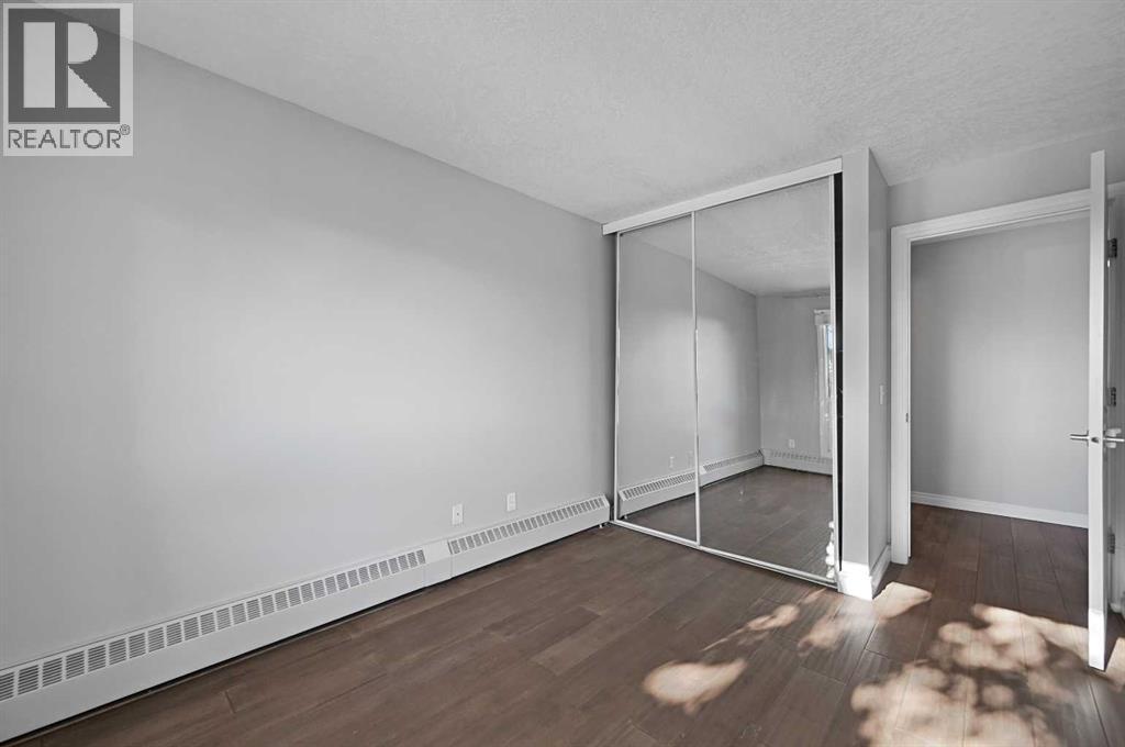 Single Family House for Sale in   A Avenue SW Parkhill Calgary 