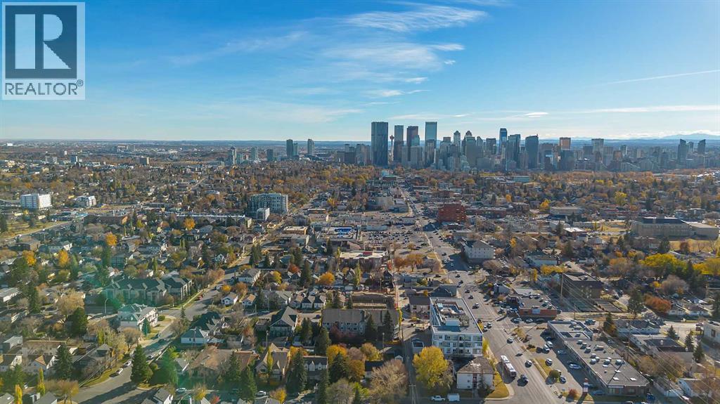 Single Family House for Sale in    Avenue NE Tuxedo Park Calgary 