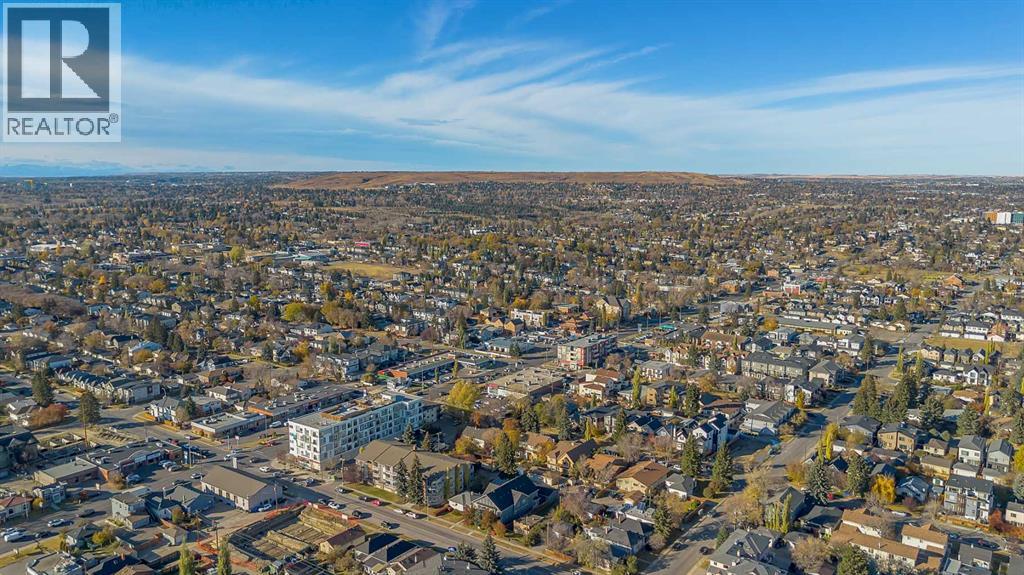 Single Family House for Sale in    Avenue NE Tuxedo Park Calgary 