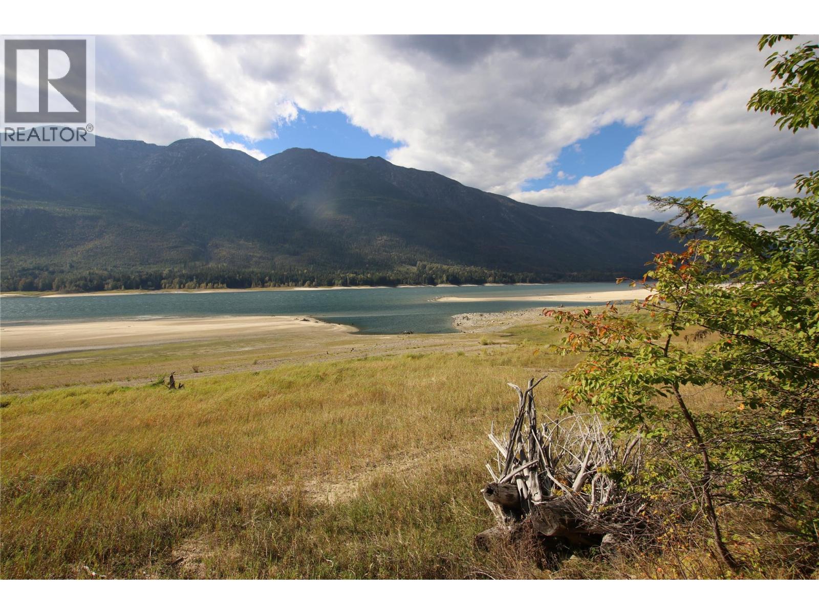 4512 Highway 6 - Photo 5 of 62, Burton, British Columbia