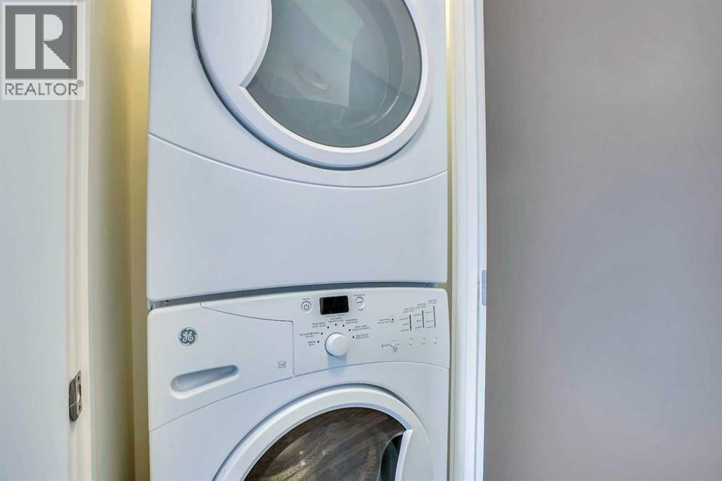 Single Family House for Sale in   Avenue NW Montgomery Calgary 