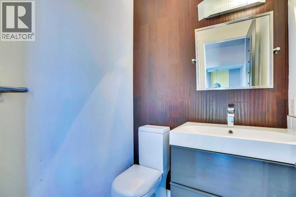 Single Family House for Sale in   Avenue NW Montgomery Calgary 