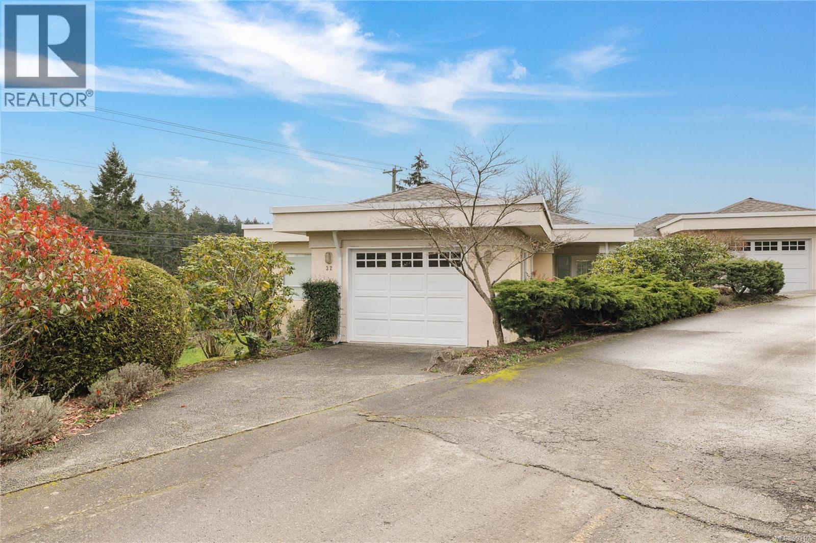 32 258 Lower Ganges Road, Salt Spring