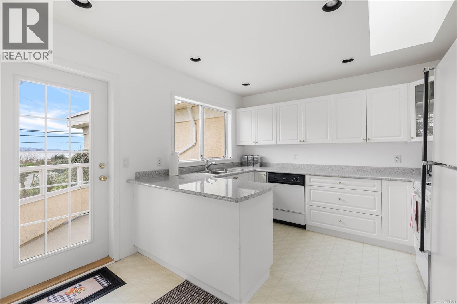 32 258 Lower Ganges Road, Salt Spring