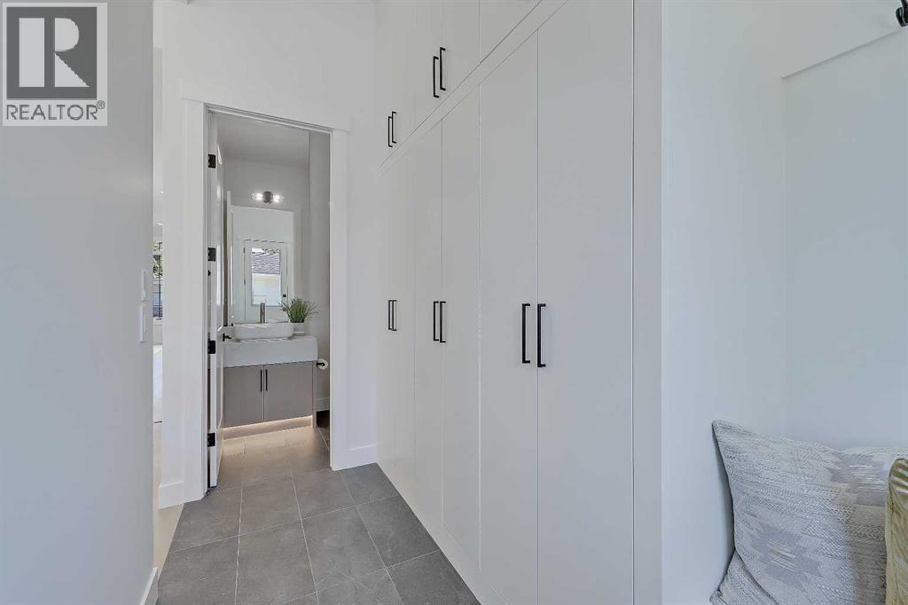 Single Family House for Sale in   Street NW Parkdale Calgary 