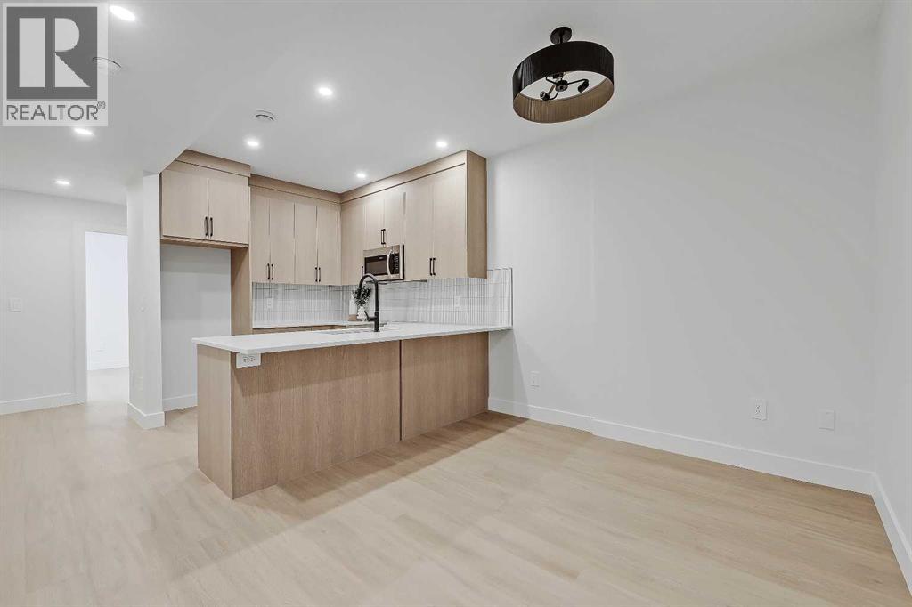 Single Family House for Sale in   Street NW Parkdale Calgary 