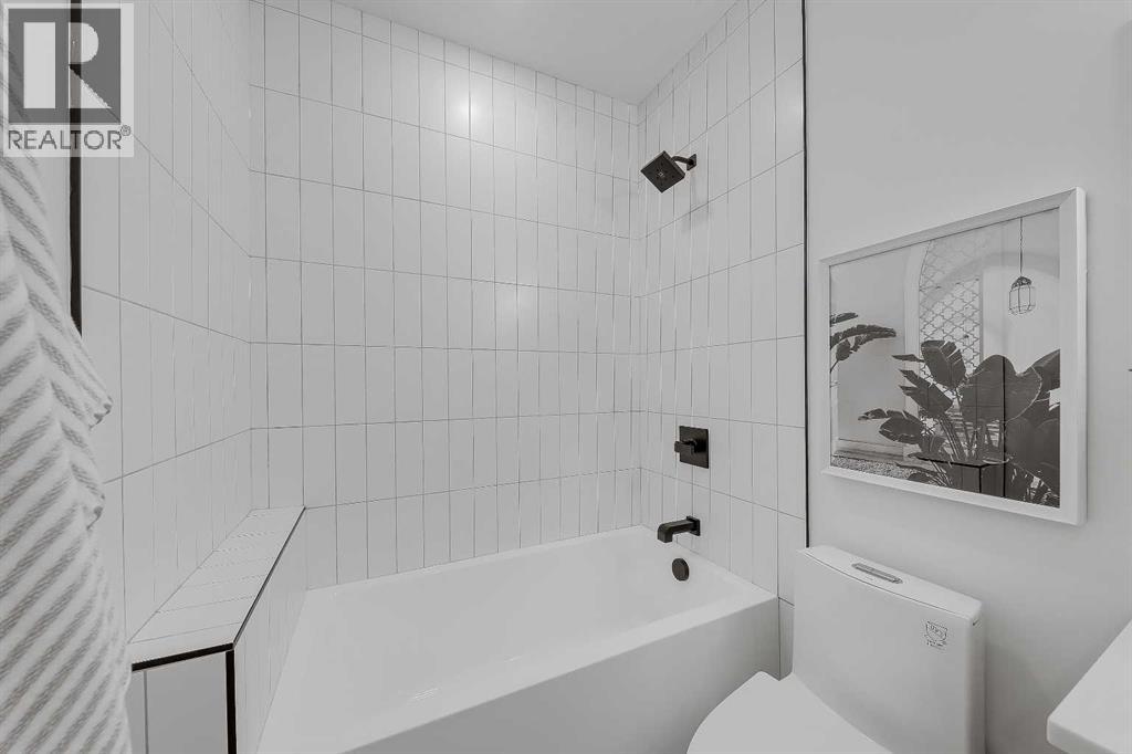 Single Family House for Sale in   Street NW Parkdale Calgary 