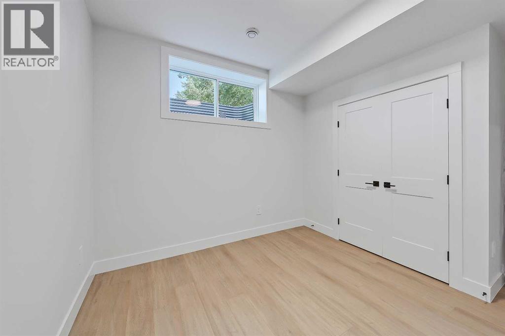 Single Family House for Sale in   Street NW Parkdale Calgary 