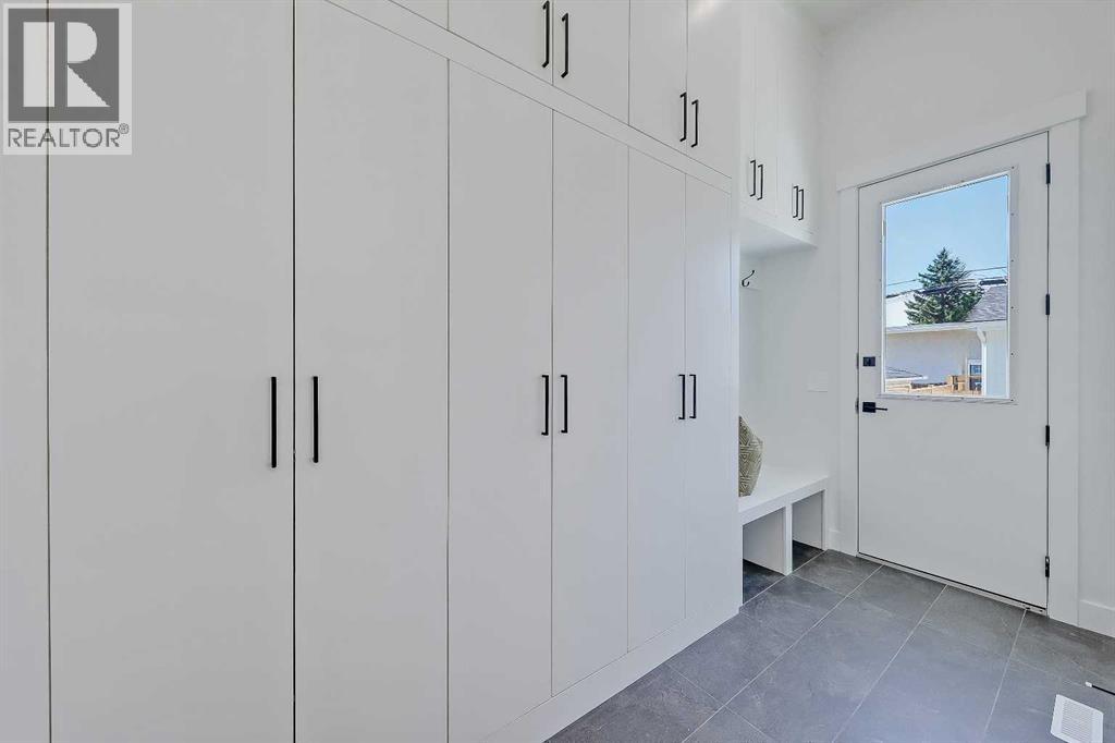 Single Family House for Sale in   Street NW Parkdale Calgary 