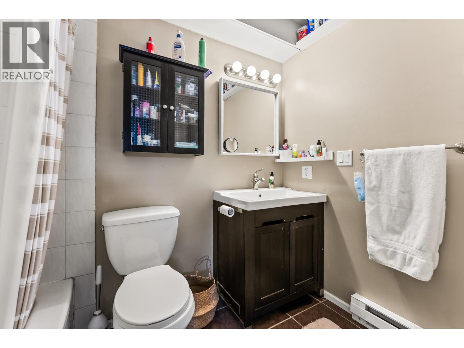 #218-11791 KING Road, Richmond