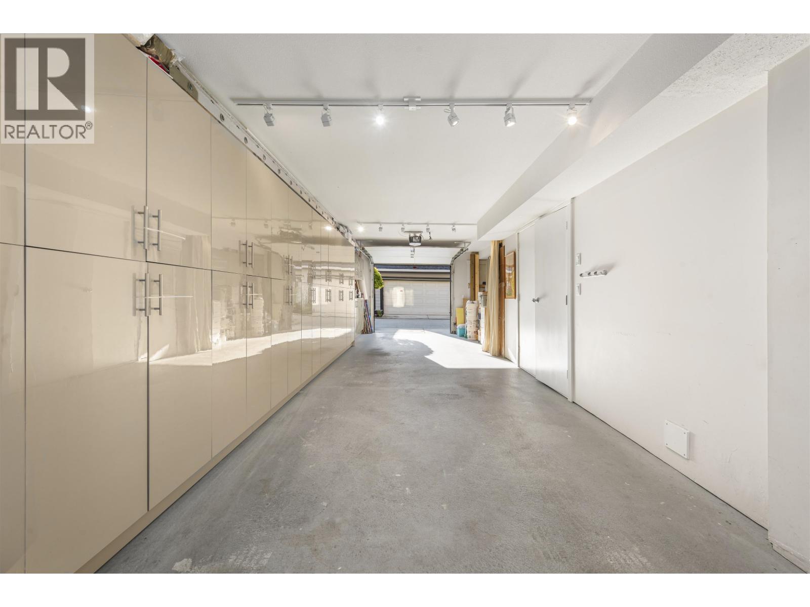 #2-6551 NO. 4 Road, Richmond