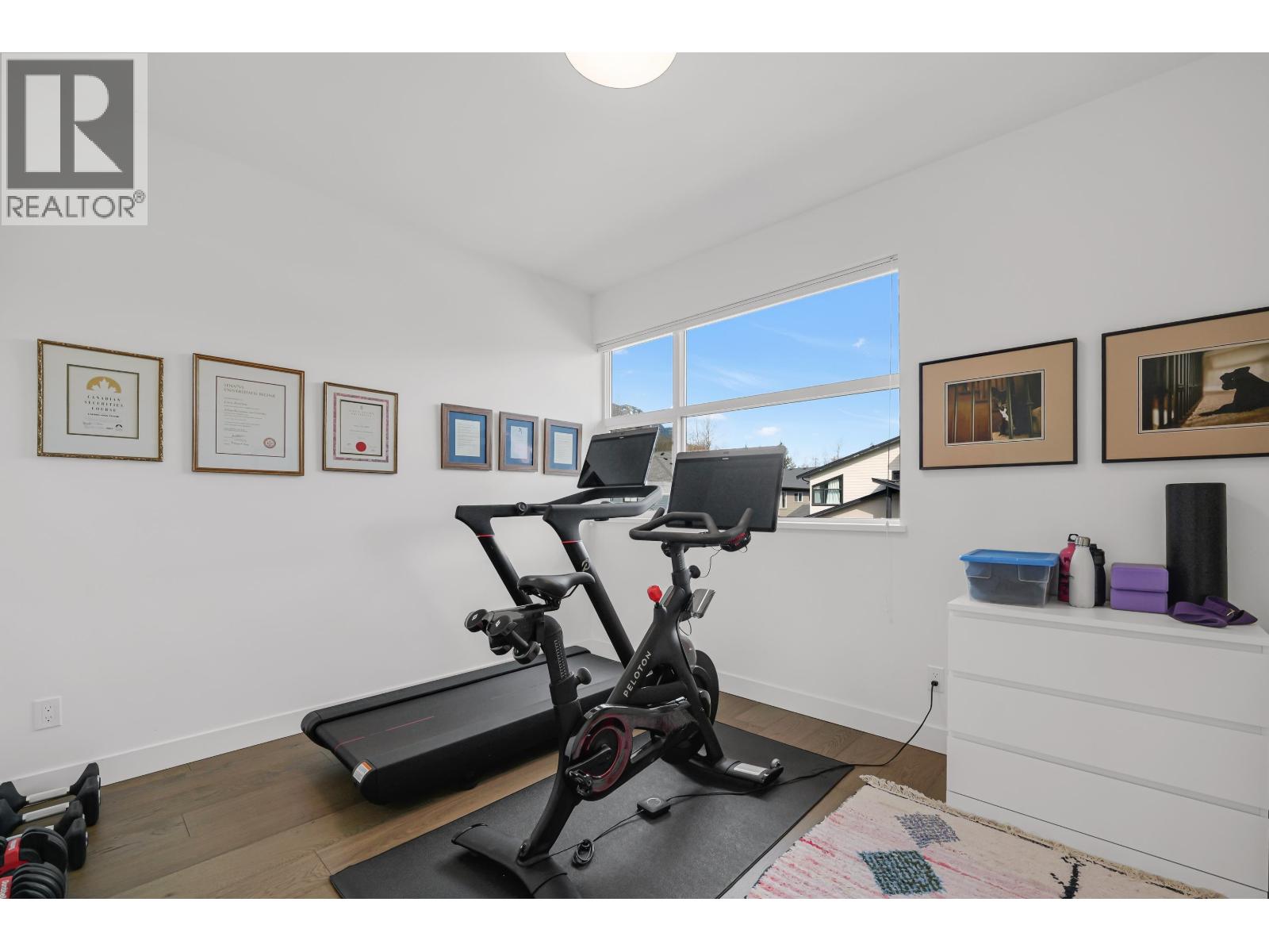 1706 SPARROW WAY, Squamish